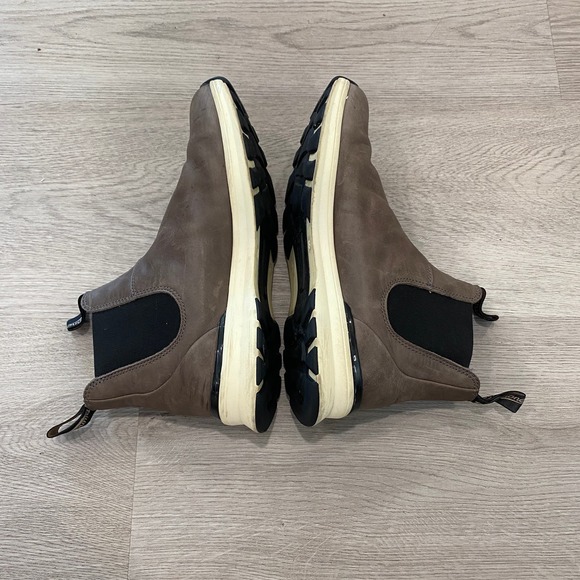 Blundstone Active Chelsea Boots Dusty Gray Brown Men's 9/ W11 - Picture 5 of 9